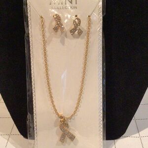 Mint Gold Ribbon Necklace and Earring Set